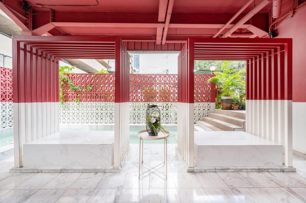 Talakkia Boutique Hotel Bangkok Bagian luar foto