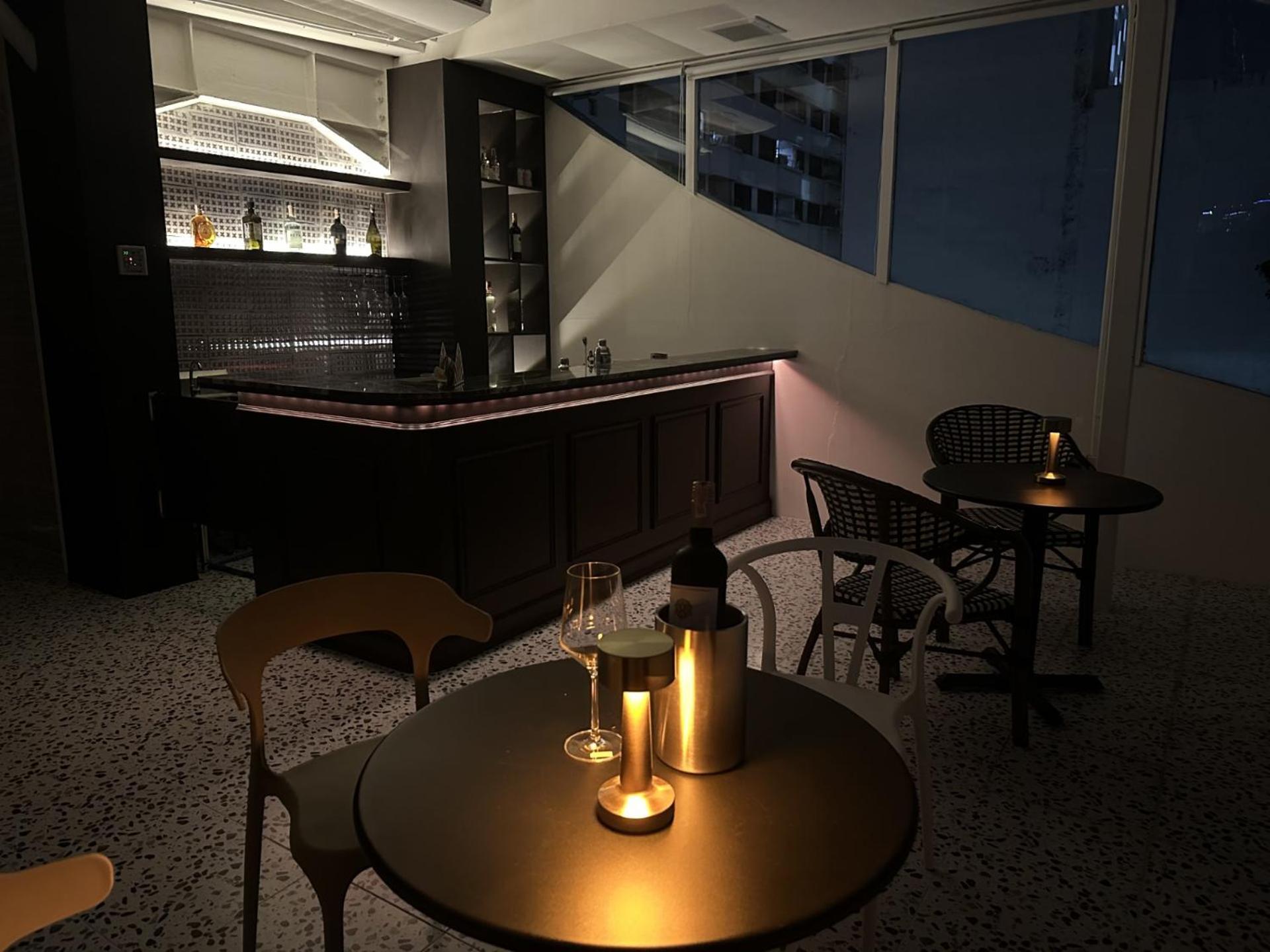 Talakkia Boutique Hotel Bangkok Bagian luar foto