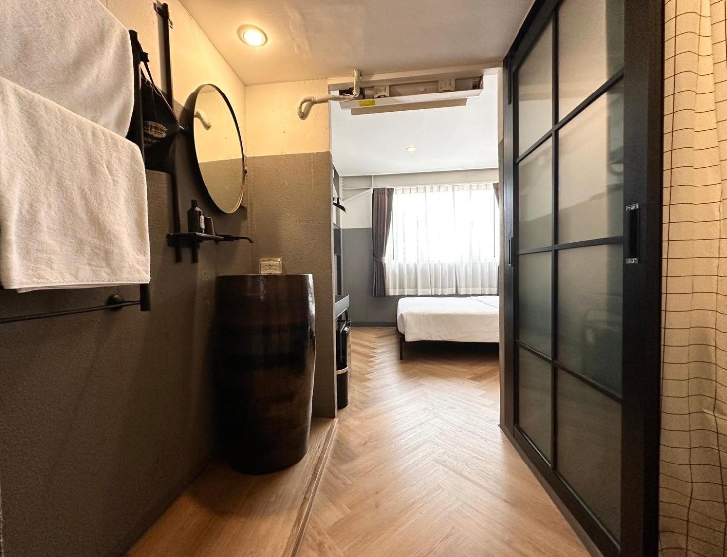 Talakkia Boutique Hotel Bangkok Bagian luar foto