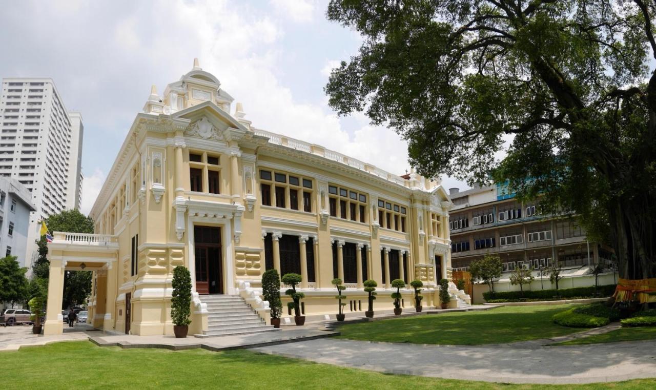 Talakkia Boutique Hotel Bangkok Bagian luar foto