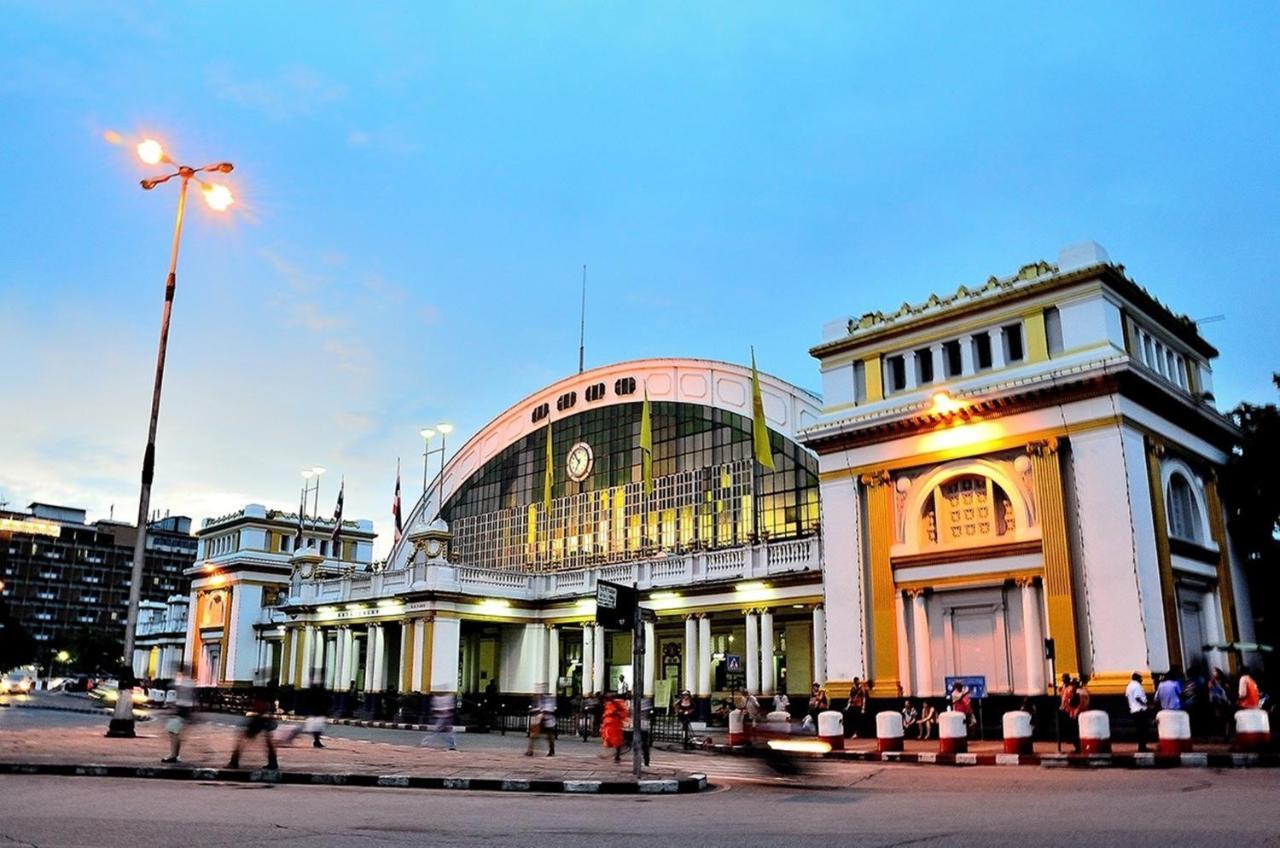 Talakkia Boutique Hotel Bangkok Bagian luar foto